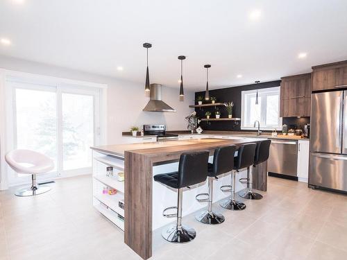 Kitchen - 16 Rue Jean, Mont-Carmel, QC - Indoor Photo Showing Kitchen With Upgraded Kitchen