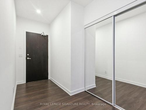 401-170 Sumach St, Toronto, ON - Indoor Photo Showing Other Room