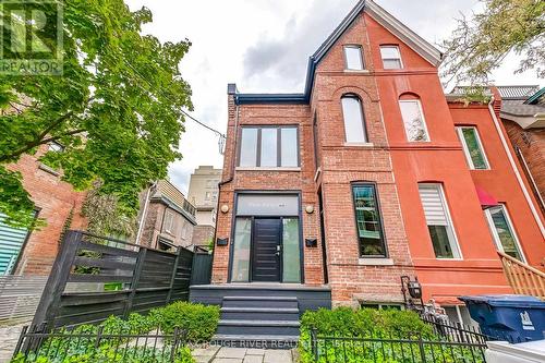 339 Mutual Street, Toronto, ON - Outdoor With Facade