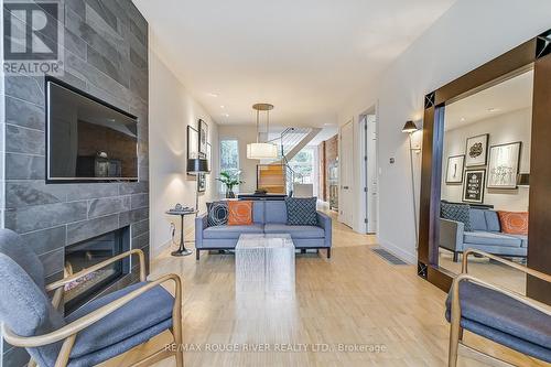 339 Mutual Street, Toronto, ON - Indoor Photo Showing Living Room With Fireplace