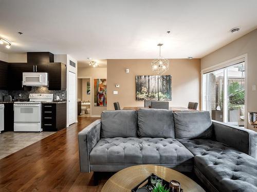 Living room - 103-2020 100E Avenue, Laval (Chomedey), QC - Indoor Photo Showing Other Room