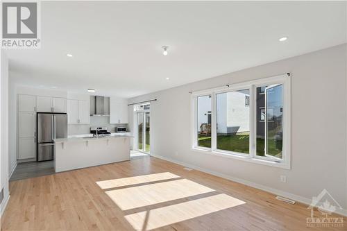 104 Rugosa Street, Ottawa, ON - Indoor Photo Showing Kitchen