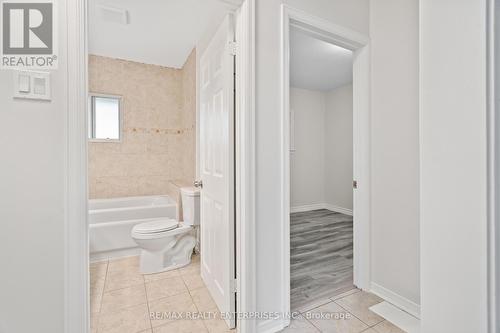 20 Villella Road, Haldimand, ON - Indoor Photo Showing Bathroom