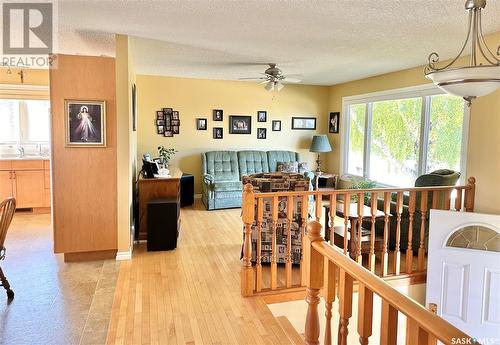 400 4Th Avenue W, Debden, SK - Indoor Photo Showing Dining Room