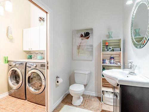 Salle de bains - 760 Rue Charlevoix, Sherbrooke (Brompton/Rock Forest/Saint-Élie/Deauville), QC - Indoor Photo Showing Laundry Room