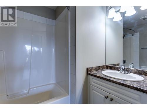 3550 Woodsdale Road Unit# 110, Lake Country, BC - Indoor Photo Showing Bathroom