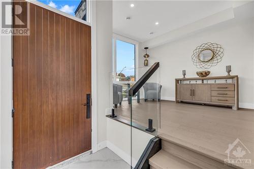 828 Alpine Avenue, Ottawa, ON - Indoor Photo Showing Other Room