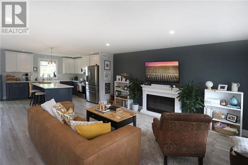 6 Orchard Way, Morrisburg, ON - Indoor Photo Showing Living Room With Fireplace