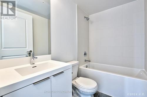 4901 - 8 Widmer Street, Toronto, ON - Indoor Photo Showing Bathroom