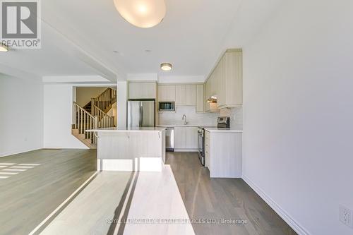 3026 Langdon Road, Oakville, ON - Indoor Photo Showing Kitchen