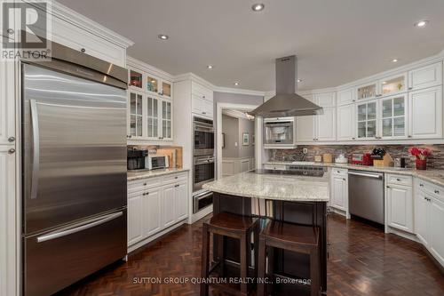 4404 - 2045 Lakeshore Boulevard W, Toronto, ON - Indoor Photo Showing Kitchen With Upgraded Kitchen