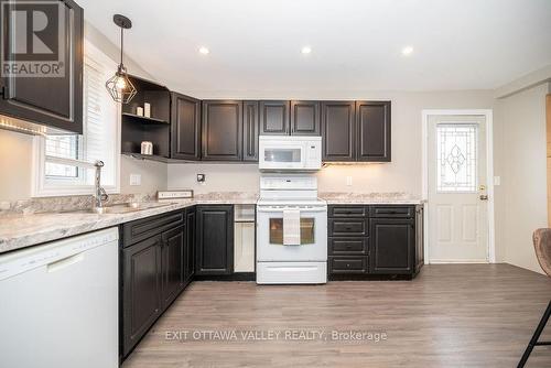 32 Robertson Drive, Whitewater Region, ON - Indoor Photo Showing Kitchen