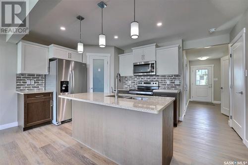 4694 Mutrie Crescent, Regina, SK - Indoor Photo Showing Kitchen With Upgraded Kitchen