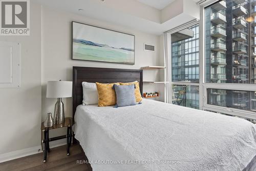 1811 - 5033 Four Springs Avenue, Mississauga, ON - Indoor Photo Showing Bedroom