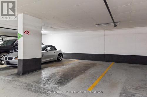 1811 - 5033 Four Springs Avenue, Mississauga, ON - Indoor Photo Showing Garage