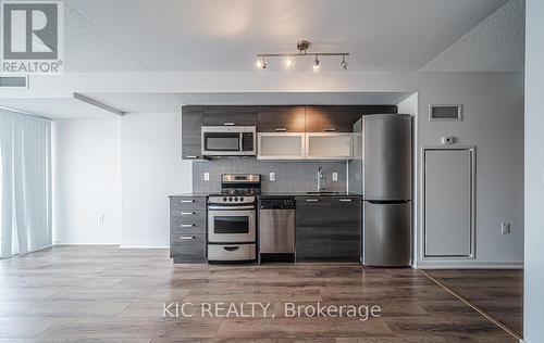 1205E - 36 Lisgar Street, Toronto, ON - Indoor Photo Showing Kitchen