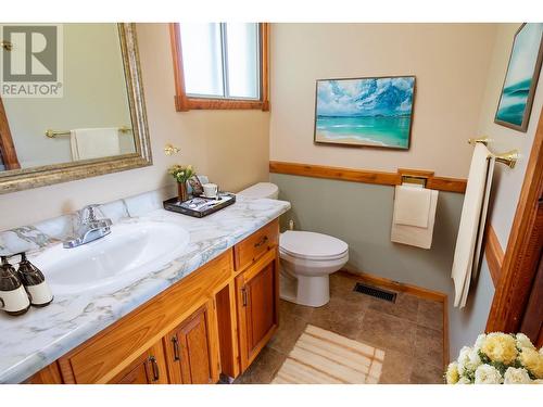 7579 St Patrick Avenue, Prince George, BC - Indoor Photo Showing Bathroom