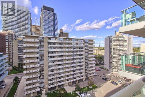 907 - 212 Eglinton Avenue, Toronto, ON - Outdoor With Balcony With Facade