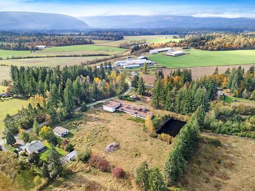 2368 Ployart Rd, Black Creek, BC 