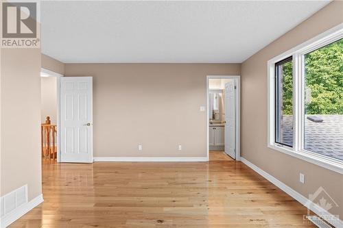 20 Ravenscroft Court, Ottawa, ON - Indoor Photo Showing Other Room