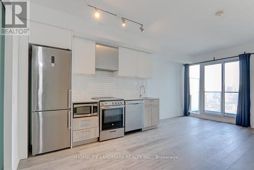 1718 - 251 Jarvis Avenue, Toronto, ON - Indoor Photo Showing Kitchen With Upgraded Kitchen