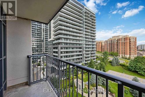 915 - 185 Oneida Crescent, Richmond Hill, ON - Outdoor With Balcony