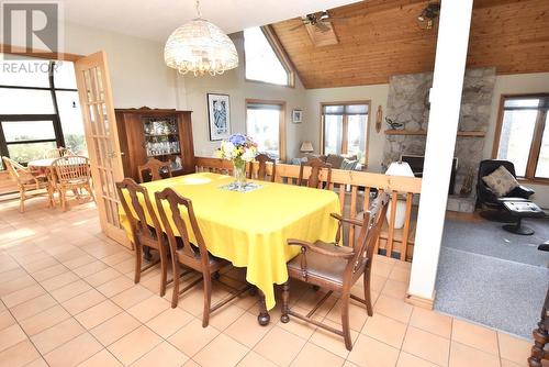 17 Dominion Park Dr, Thessalon, ON - Indoor Photo Showing Dining Room