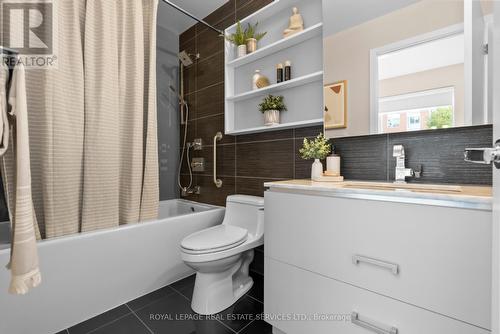 312 - 1830 Bloor Street W, Toronto, ON - Indoor Photo Showing Bathroom