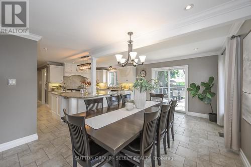 6907 Lambeth Walk, London, ON - Indoor Photo Showing Dining Room