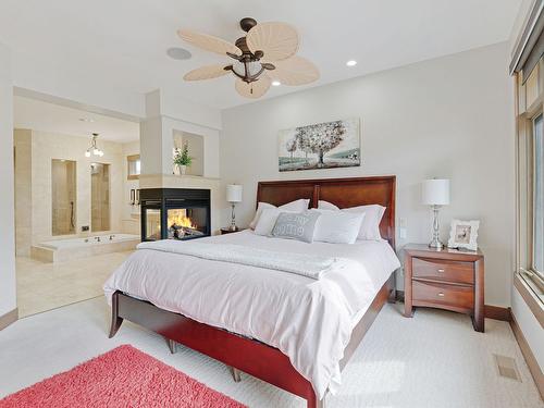 1966 Hidden Lake Place, Kelowna, BC - Indoor Photo Showing Bedroom