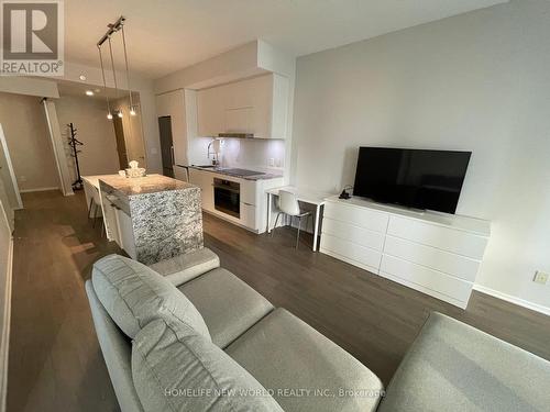 2308 - 1 Bloor Street E, Toronto, ON - Indoor Photo Showing Other Room