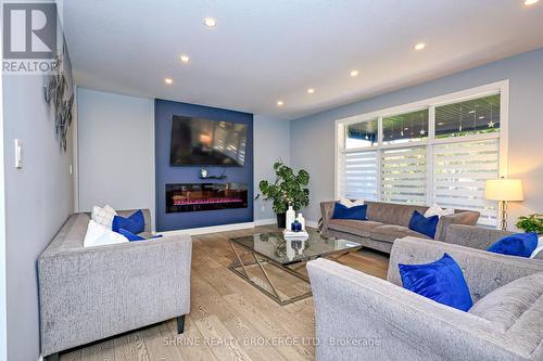 798 Hickorystick Key, London, ON - Indoor Photo Showing Living Room With Fireplace