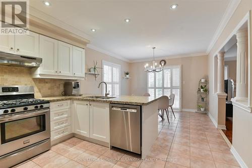 71 Royal Pine Avenue, Vaughan, ON - Indoor Photo Showing Kitchen With Double Sink With Upgraded Kitchen