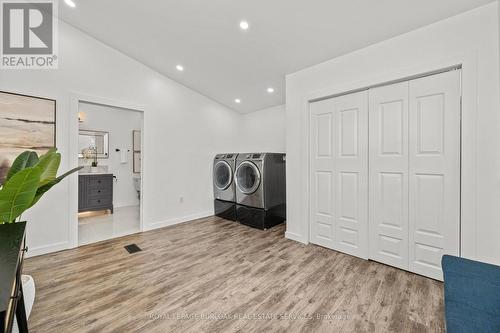 127 Freelton Road, Hamilton, ON - Indoor Photo Showing Laundry Room