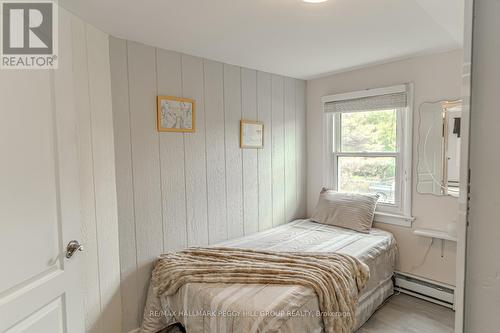 124 Albert Street, Collingwood, ON - Indoor Photo Showing Bedroom