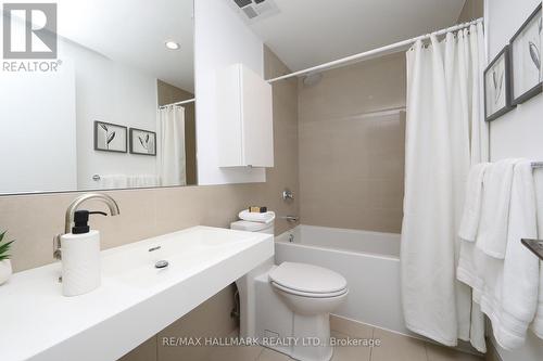 2603 - 390 Cherry Street, Toronto, ON - Indoor Photo Showing Bathroom