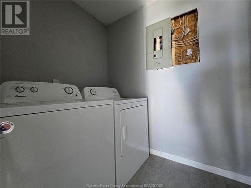 197 Willowwood Drive Unit# 199, Lakeshore, ON - Indoor Photo Showing Laundry Room