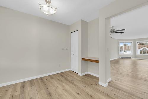 1830 Edgehill Avenue, Kelowna, BC - Indoor Photo Showing Other Room