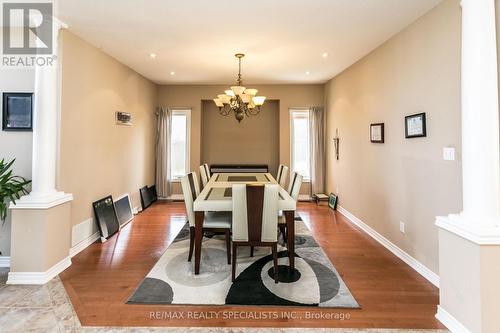 8 Playfair Court, Hamilton, ON - Indoor Photo Showing Dining Room