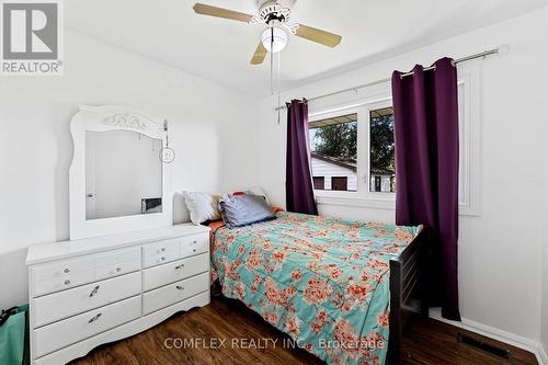 1361 Cedar Street, Oshawa, ON - Indoor Photo Showing Bedroom