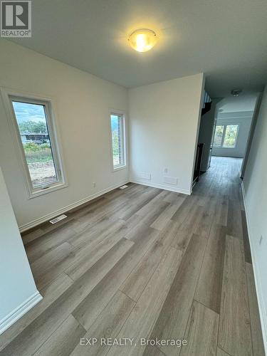 270 Wellandvale Drive, Welland, ON - Indoor Photo Showing Other Room