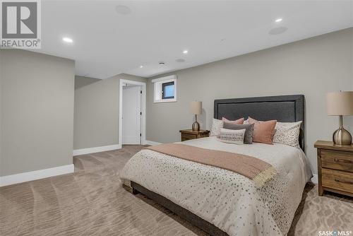 858 Saskatchewan Crescent E, Saskatoon, SK - Indoor Photo Showing Bedroom