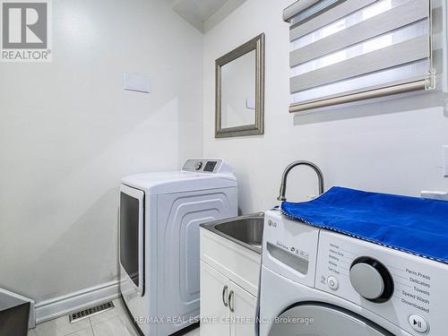 55 Castlehill Road, Brampton, ON - Indoor Photo Showing Laundry Room