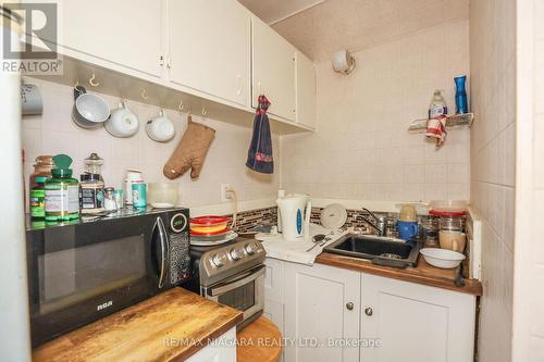 242 Jarvis Street, Fort Erie, ON - Indoor Photo Showing Kitchen With Double Sink