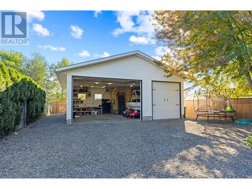 525 Killarney Road, Kelowna, BC - Outdoor