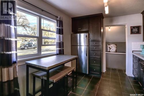 505 Coteau Street W, Moose Jaw, SK - Indoor Photo Showing Kitchen