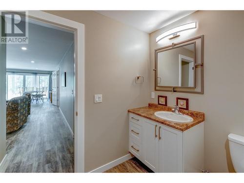 4820 Highway 33, Beaverdell, BC - Indoor Photo Showing Bathroom