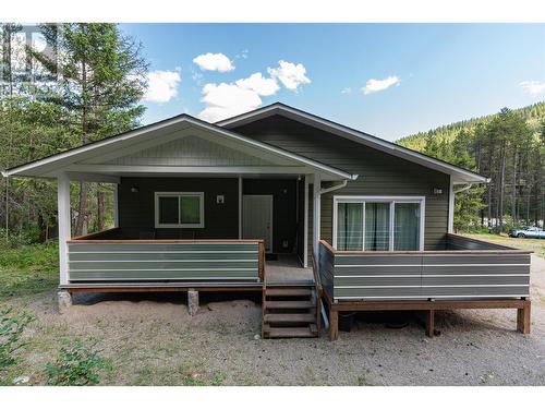 4820 Highway 33, Beaverdell, BC - Outdoor