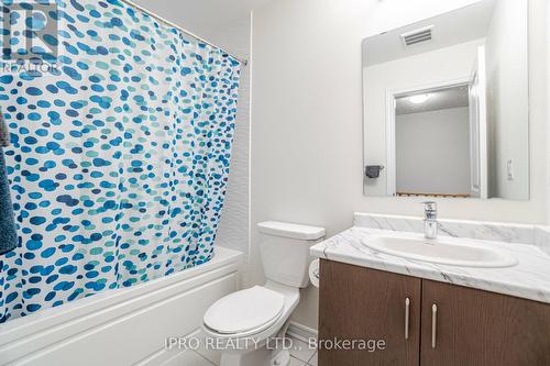 48 Porcelain Way, Whitby, ON - Indoor Photo Showing Bathroom