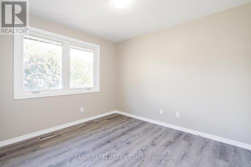 76 Marshall Street, Barrie, ON - Indoor Photo Showing Other Room